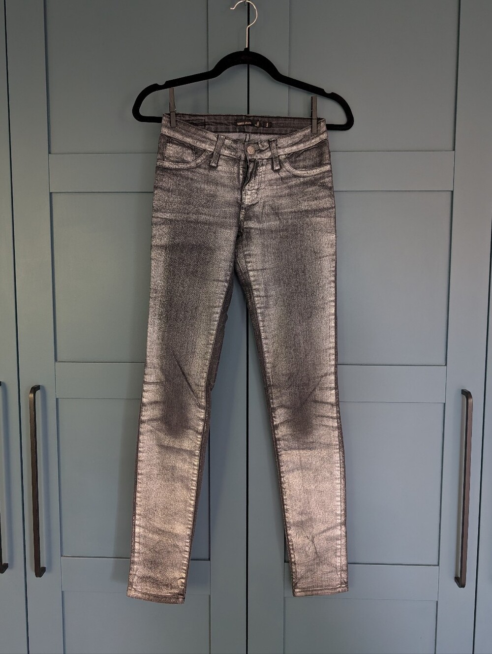 Hidden Jeans Metallic Silver Coated Skinny Jeans | Size 1